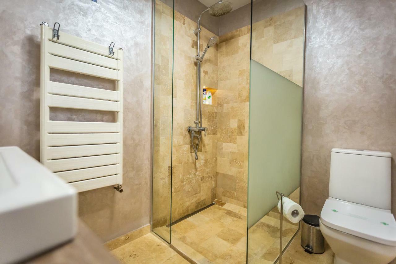 Central Apartment Brasov Bagian luar foto